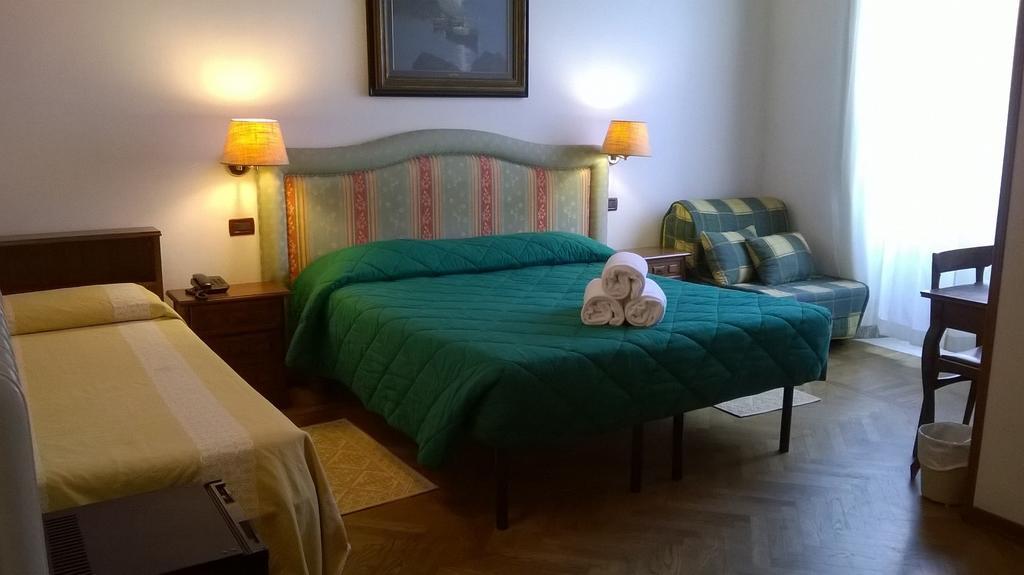 Hotel Ely Viareggio Room photo